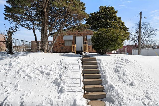 3566 Bamberger Avenue, St Louis, MO 63116