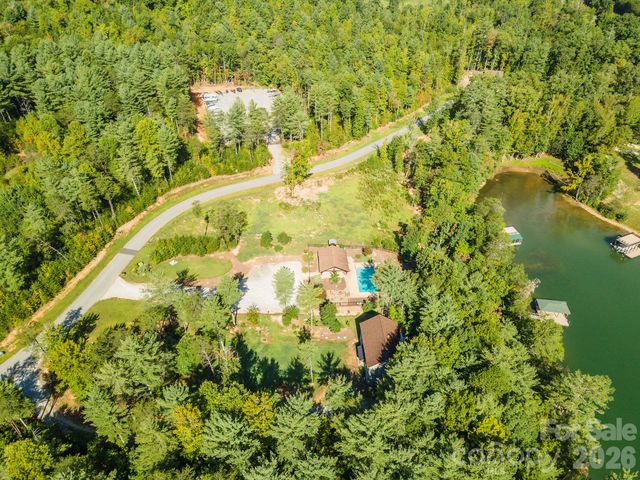 254 Peninsula Reserve Road, Nebo, NC 28761