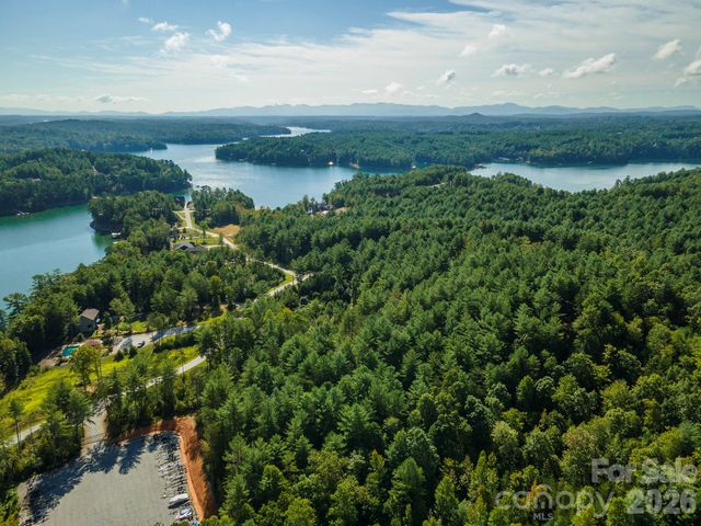 254 Peninsula Reserve Road, Nebo, NC 28761