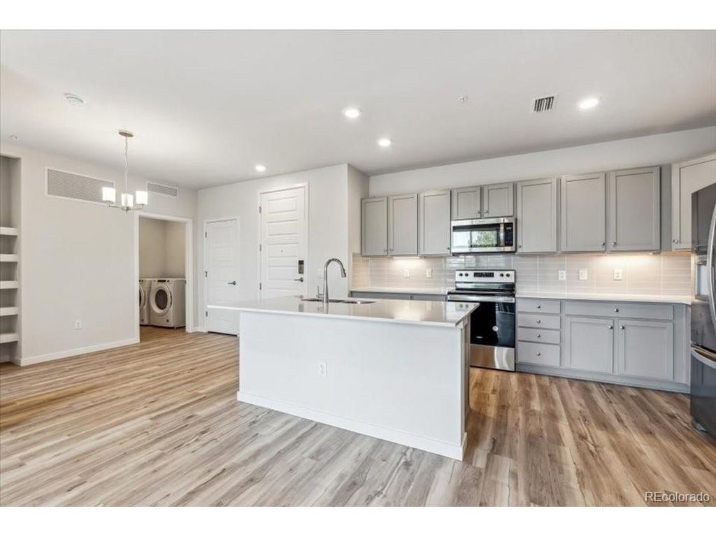 485 Interlocken Blvd 303, Broomfield, CO 80021