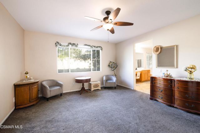 2094 Creekridge Avenue, Simi Valley, CA 93065