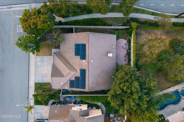 2094 Creekridge Avenue, Simi Valley, CA 93065