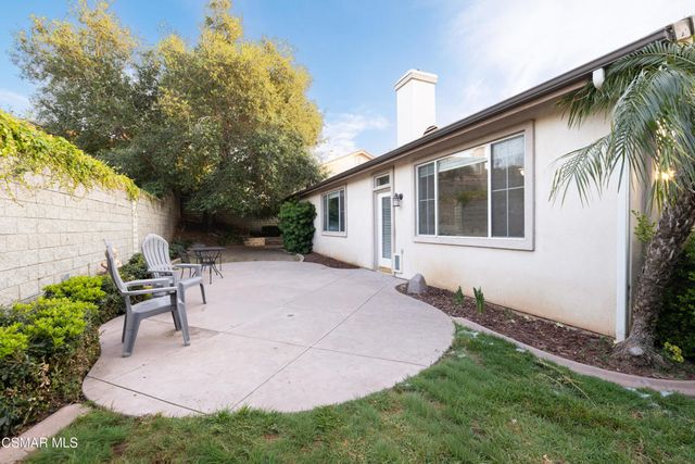 2094 Creekridge Avenue, Simi Valley, CA 93065