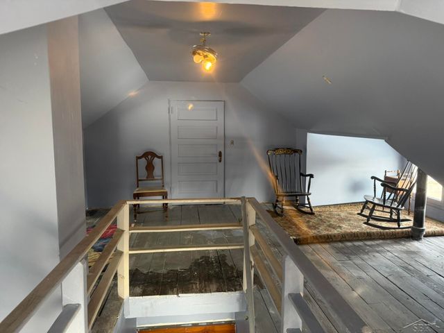 1022 N Bond Street, Saginaw, MI 48602