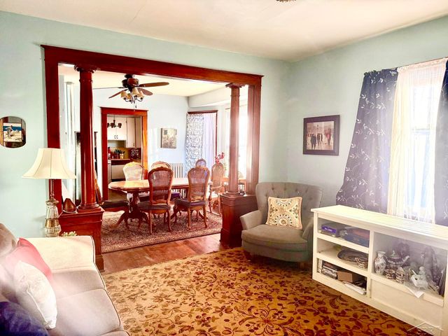 1022 N Bond Street, Saginaw, MI 48602