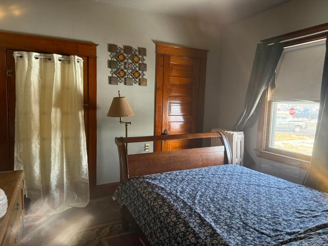 1022 N Bond Street, Saginaw, MI 48602