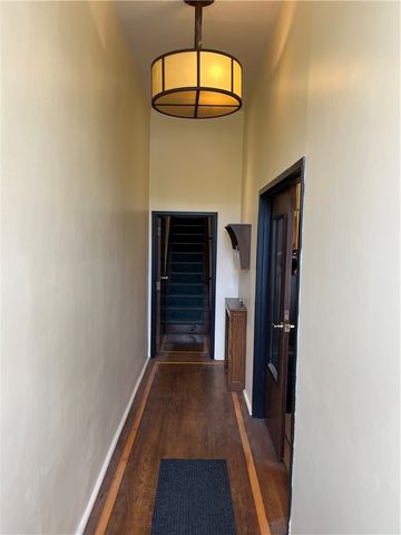 5239 Butler St, Lawrenceville, PA 15201