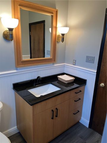 5239 Butler St, Lawrenceville, PA 15201