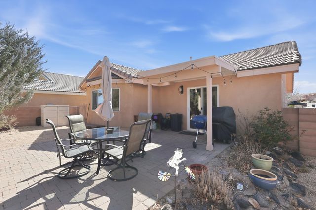 1052 Talang Street NW, Albuquerque, NM 87120