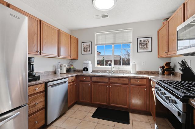 1052 Talang Street NW, Albuquerque, NM 87120