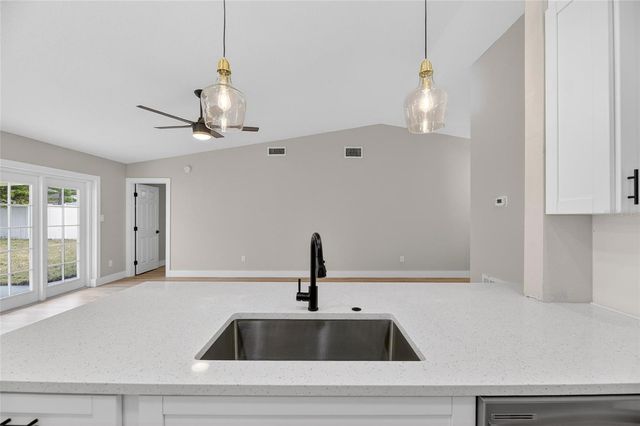 1740 LAKEVIEW VILLAGE DRIVE, Brandon, FL 33510