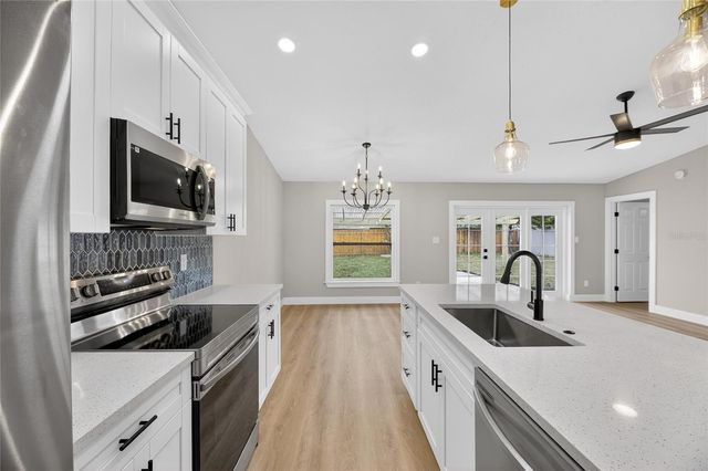 1740 LAKEVIEW VILLAGE DRIVE, Brandon, FL 33510