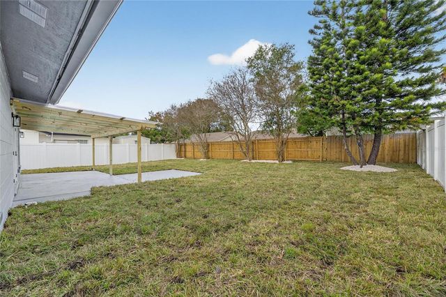 1740 LAKEVIEW VILLAGE DRIVE, Brandon, FL 33510