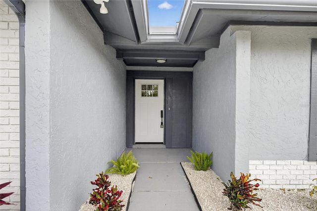 1740 LAKEVIEW VILLAGE DRIVE, Brandon, FL 33510