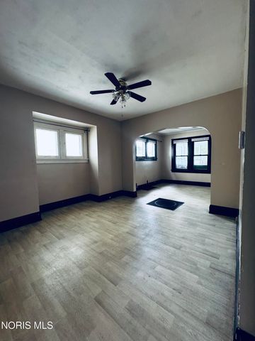 651 Dearborn Avenue, Toledo, OH 43605
