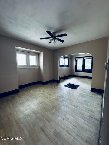 651 Dearborn Avenue, Toledo, OH 43605