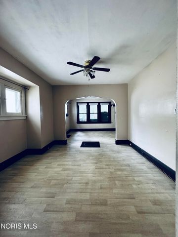 651 Dearborn Avenue, Toledo, OH 43605
