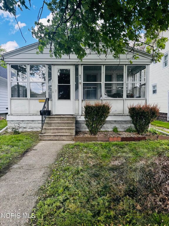 651 Dearborn Avenue, Toledo, OH 43605