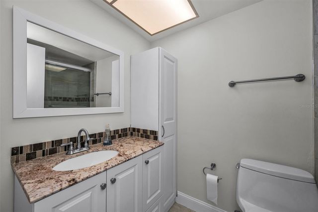 4915 BAY STREET NE 327, St Petersburg, FL 33703