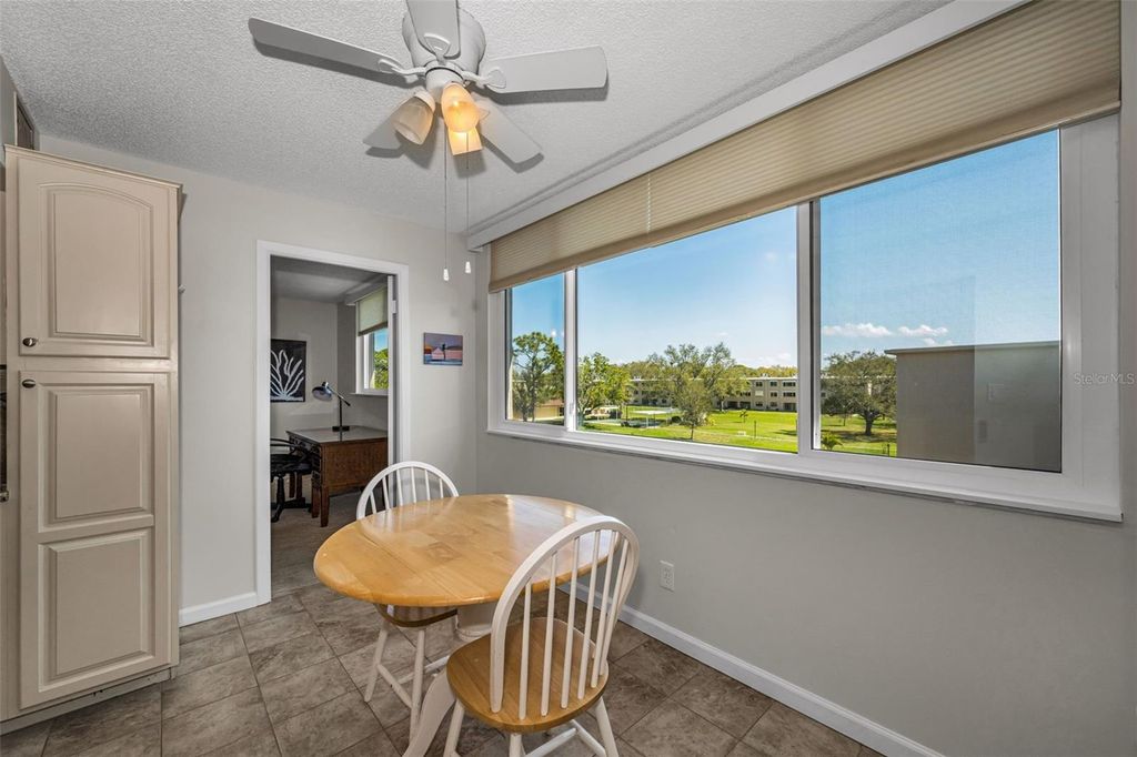 Image 18 of property listing at 4915 BAY STREET NE 327, St Petersburg, FL 33703