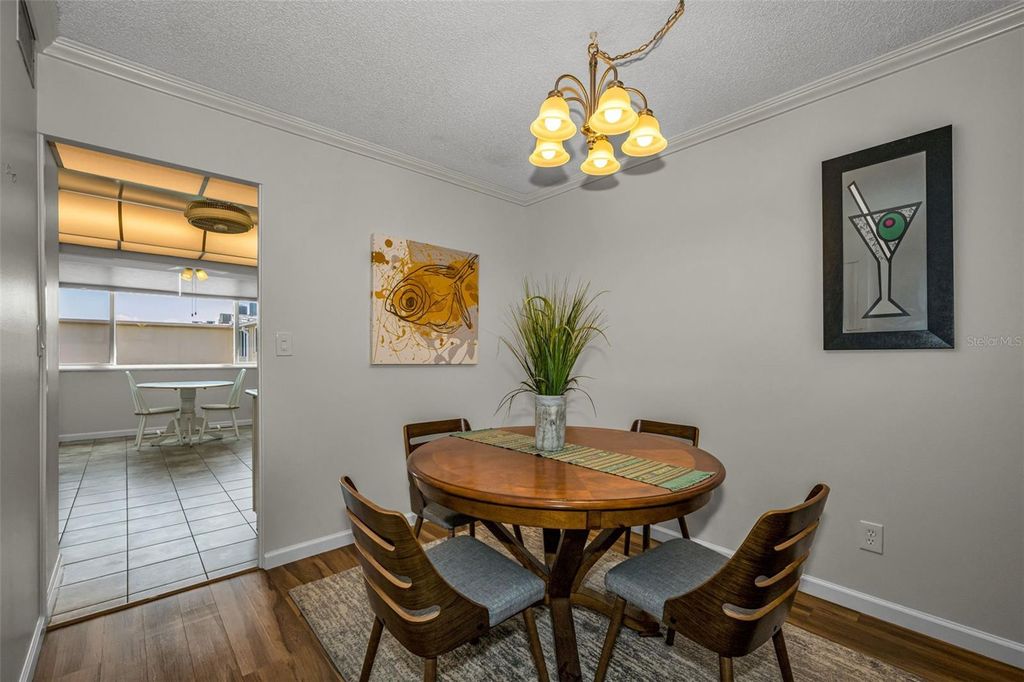 Image 5 of property listing at 4915 BAY STREET NE 327, St Petersburg, FL 33703