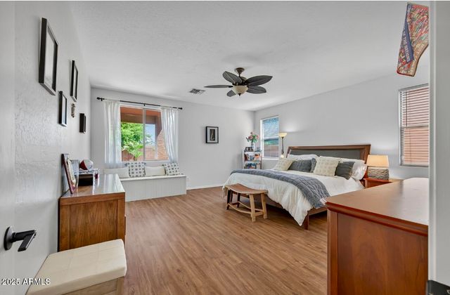 2930 W CARSON Road, Phoenix, AZ 85041