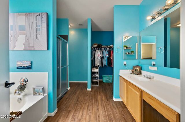 2930 W CARSON Road, Phoenix, AZ 85041