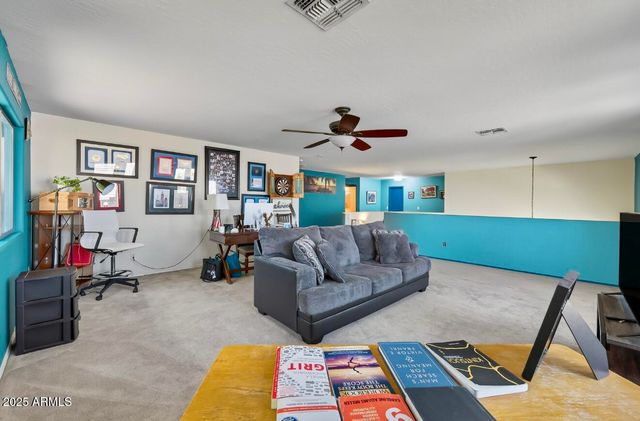 2930 W CARSON Road, Phoenix, AZ 85041