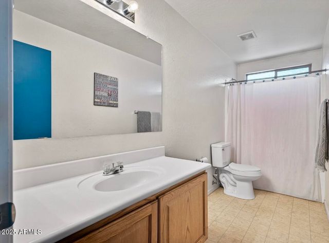 2930 W CARSON Road, Phoenix, AZ 85041