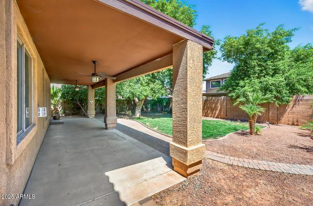 2930 W CARSON Road, Phoenix, AZ 85041