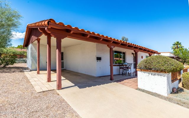 130 E Los Arcos, Green Valley, AZ 85614
