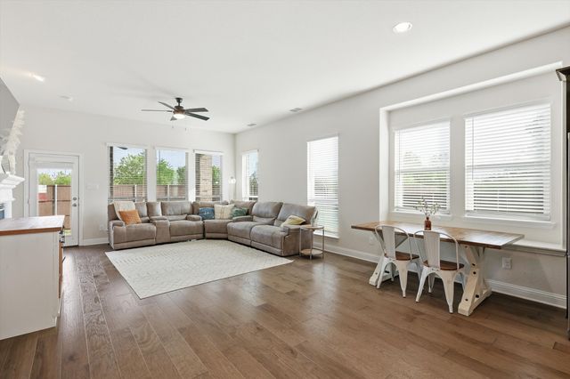 2109 Falcon Ridge Drive, Mansfield, TX 76063