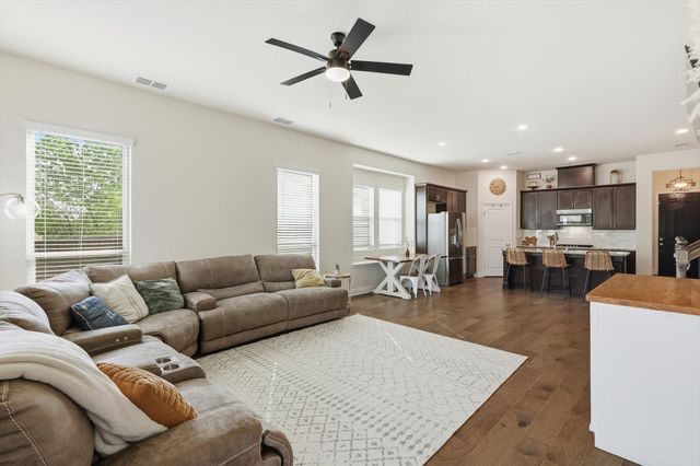 2109 Falcon Ridge Drive, Mansfield, TX 76063