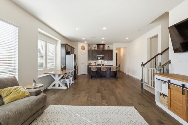 2109 Falcon Ridge Drive, Mansfield, TX 76063