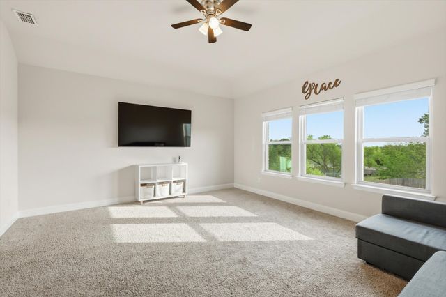 2109 Falcon Ridge Drive, Mansfield, TX 76063