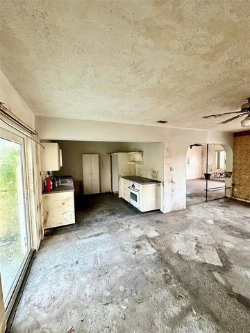 4566 28TH AVENUE N, St Petersburg, FL 33713