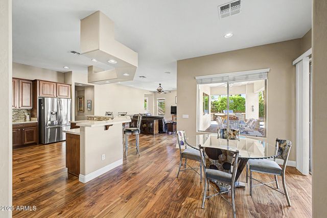 652 E BUENA VISTA Drive, Chandler, AZ 85249