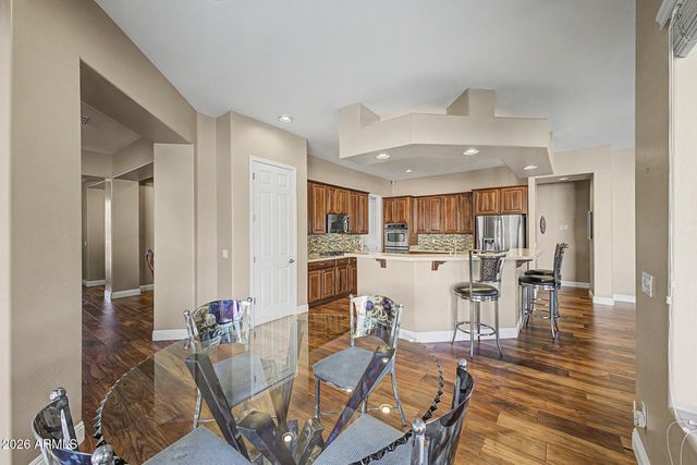 652 E BUENA VISTA Drive, Chandler, AZ 85249