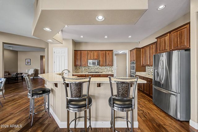 652 E BUENA VISTA Drive, Chandler, AZ 85249