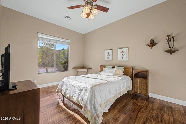 652 E BUENA VISTA Drive, Chandler, AZ 85249