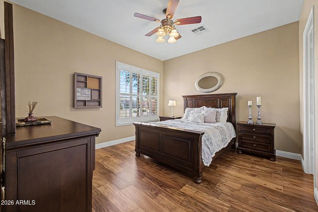 652 E BUENA VISTA Drive, Chandler, AZ 85249