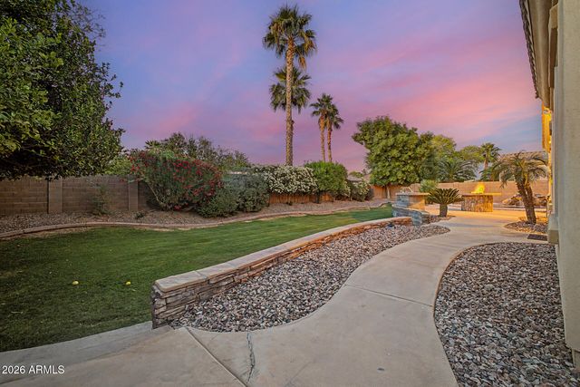 652 E BUENA VISTA Drive, Chandler, AZ 85249