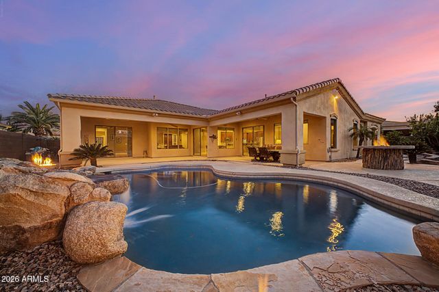 652 E BUENA VISTA Drive, Chandler, AZ 85249