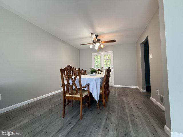 2016 CASCADE RD, Silver Spring, MD 20902