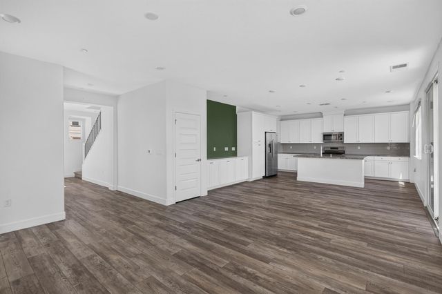 1025 Sierra Morena Way, Roseville, CA 95747
