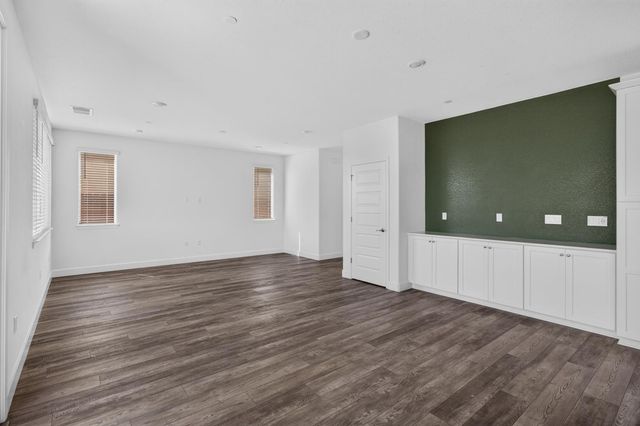 1025 Sierra Morena Way, Roseville, CA 95747