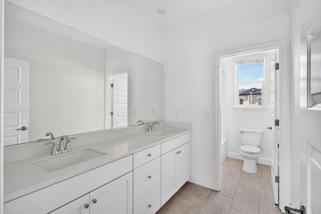 1025 Sierra Morena Way, Roseville, CA 95747
