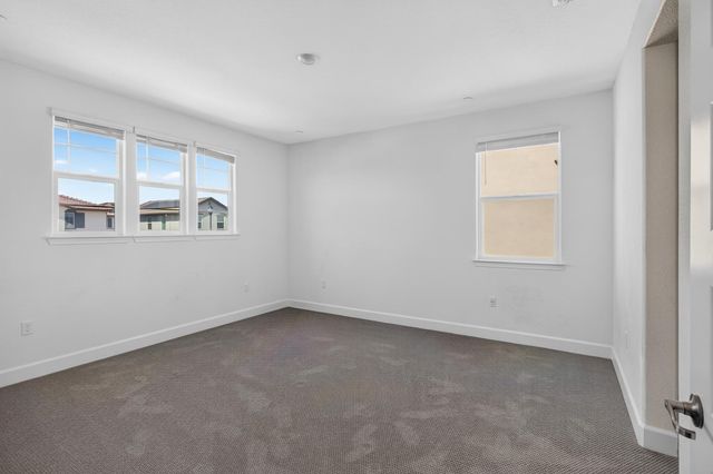 1025 Sierra Morena Way, Roseville, CA 95747