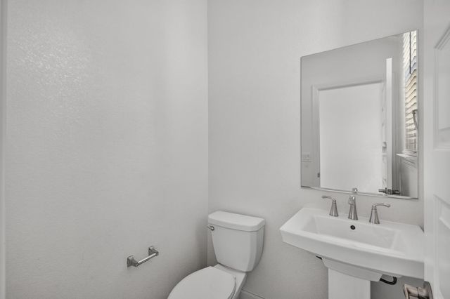 1025 Sierra Morena Way, Roseville, CA 95747