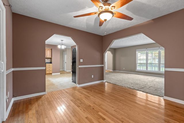 6912 Benwood Drive, Ooltewah, TN 37363